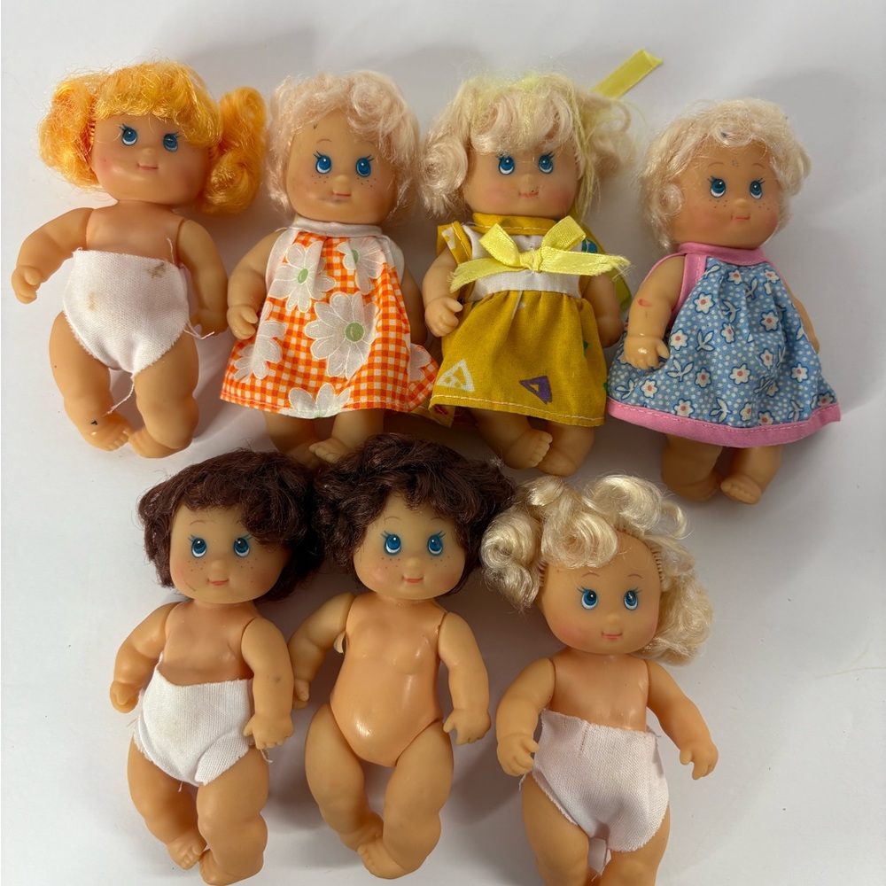 Charming Doll Collection with Colorful Outfits